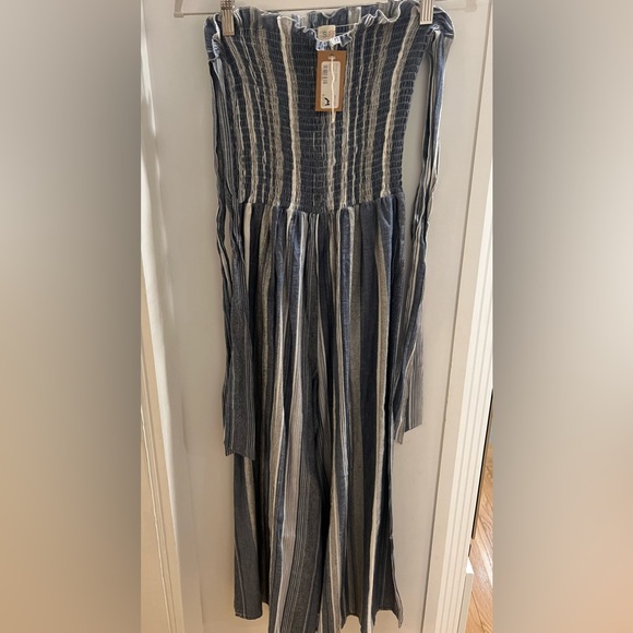 NWOT size medium Surf Gypsy Goucho romper - Picture 5 of 5